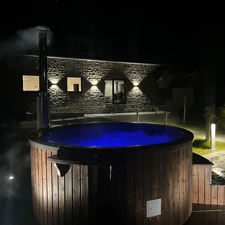 Traumfabrik Eifel Mit Sauna & Whirlpool בית נופש מונשאו