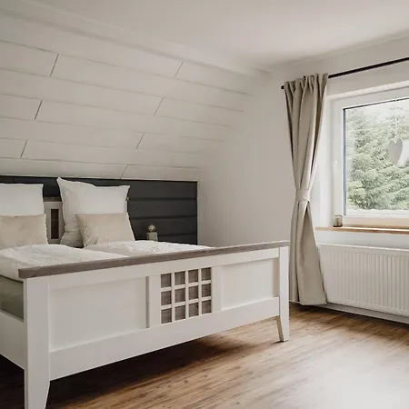 בית נופש Traumfabrik Eifel Mit Sauna & Whirlpool