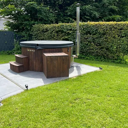 Traumfabrik Eifel Mit Sauna & Whirlpool * מונשאו