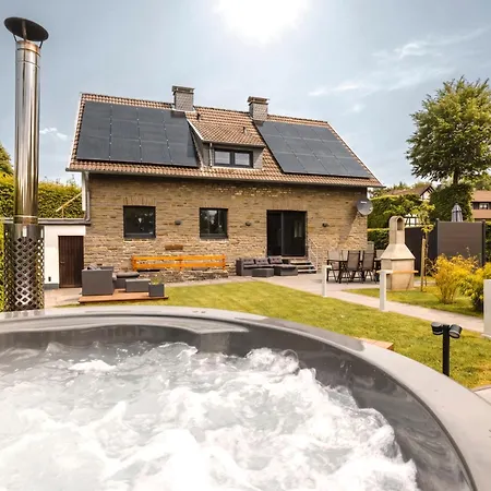 Traumfabrik Eifel Mit Sauna & Whirlpool *