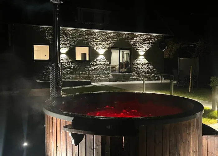 Traumfabrik Eifel Mit Sauna & Whirlpool Hébergement de vacances