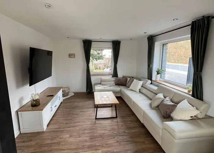 Traumfabrik Eifel Mit Sauna & Whirlpool Hébergement de vacances Montjoie