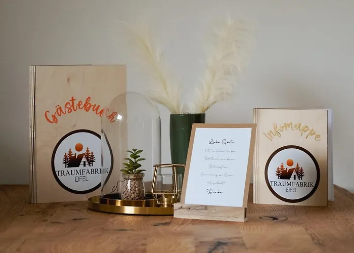 بيت للعطل Traumfabrik Eifel Mit Sauna & Whirlpool