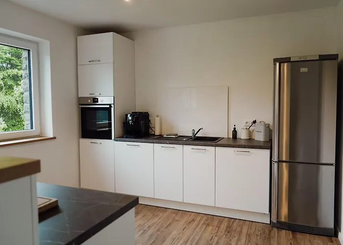 Traumfabrik Eifel Mit Sauna & Whirlpool Hébergement de vacances