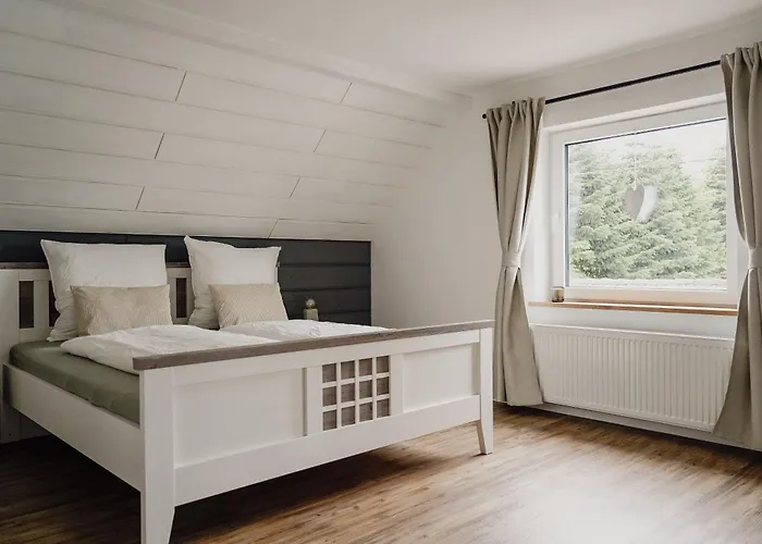 بيت للعطل Traumfabrik Eifel Mit Sauna & Whirlpool