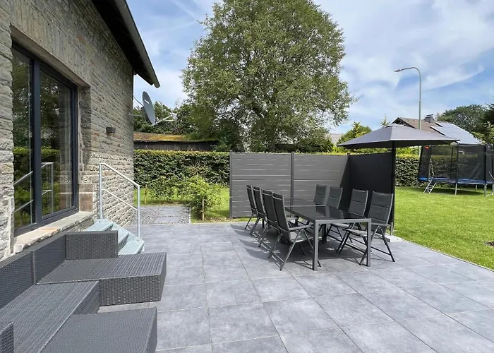 Traumfabrik Eifel Mit Sauna & Whirlpool Hébergement de vacances Montjoie